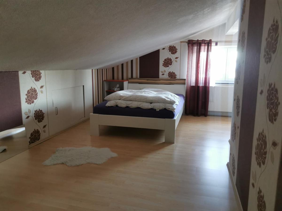 Haus Mit Schoener Aussicht Wg Muensingen Luaran gambar